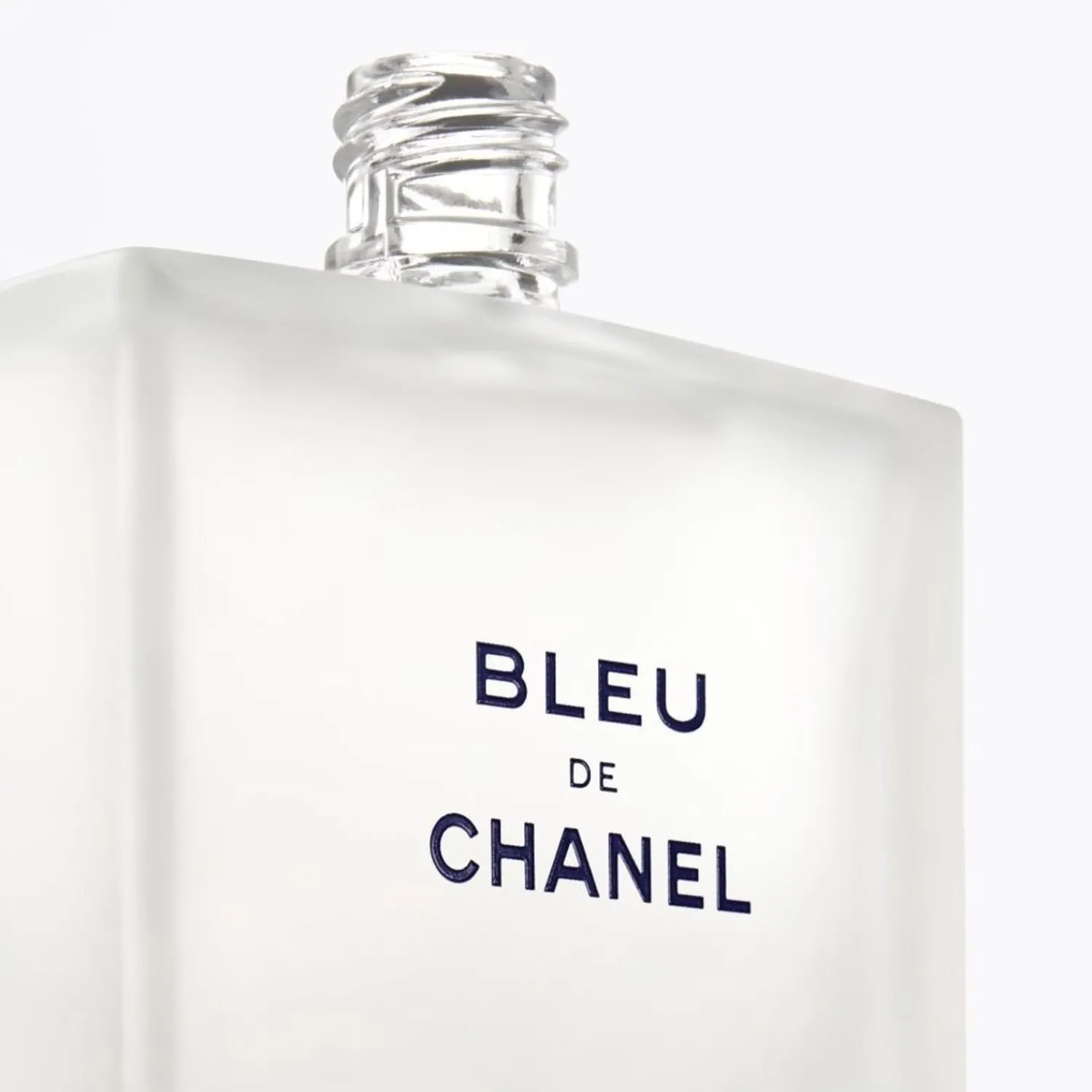 CHANEL Bleu De Aftershavelotion