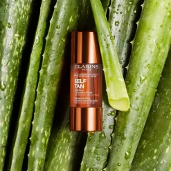 Clarins Radiance-Plus Golden Glow Booster Voor Gezicht