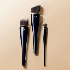 Clé de Peau Beauté Cle De Peau Beaute Foundationkwast Met Hoge Dekking