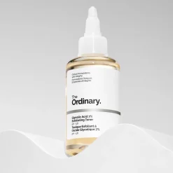 The Ordinary De Gewone Gelijkmatige Huidtint Glycolzuur 7% Exfolierende Toner