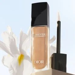DIOR Forever Huidcorrectie