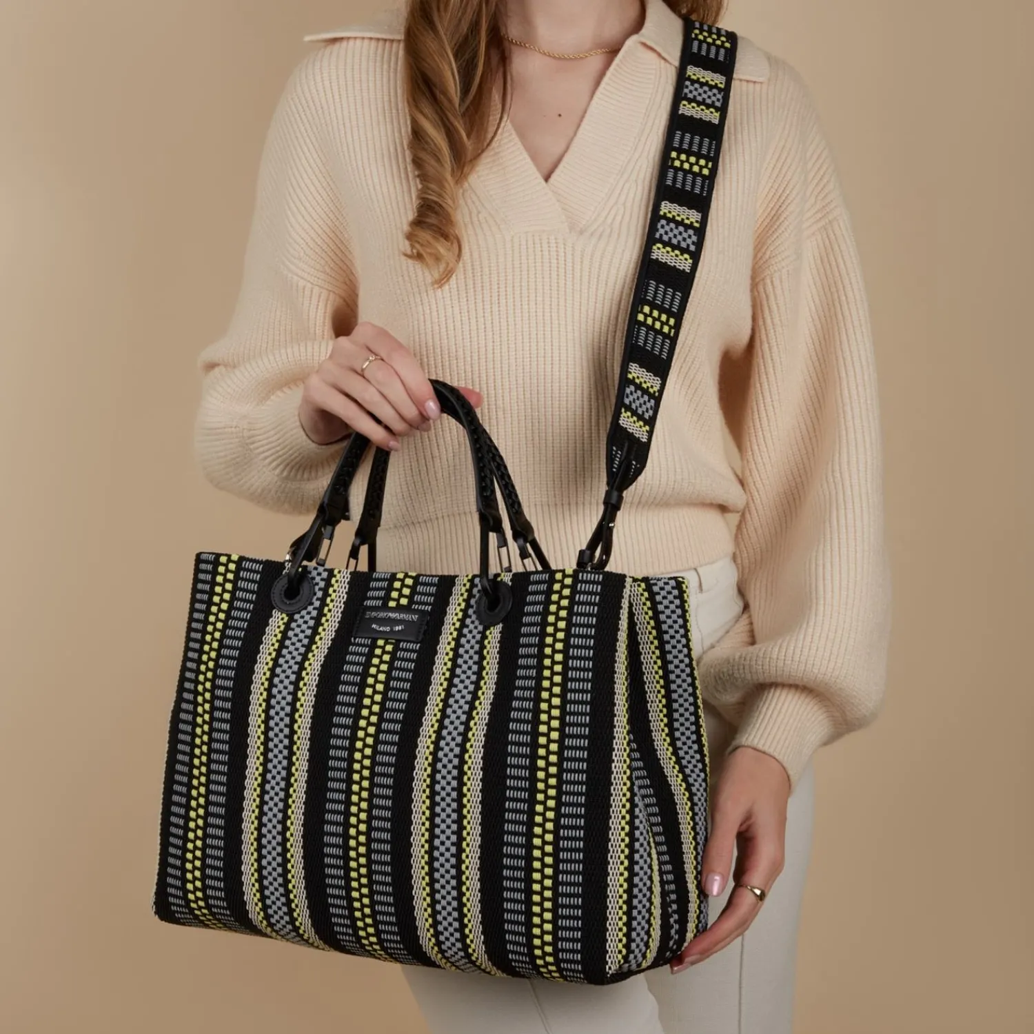 Emporio Armani Handtas