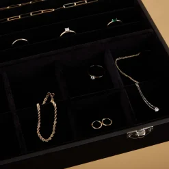 Isabel Bernard Cadeau D'Isabel Zwarte Sieradendoos - Zwart