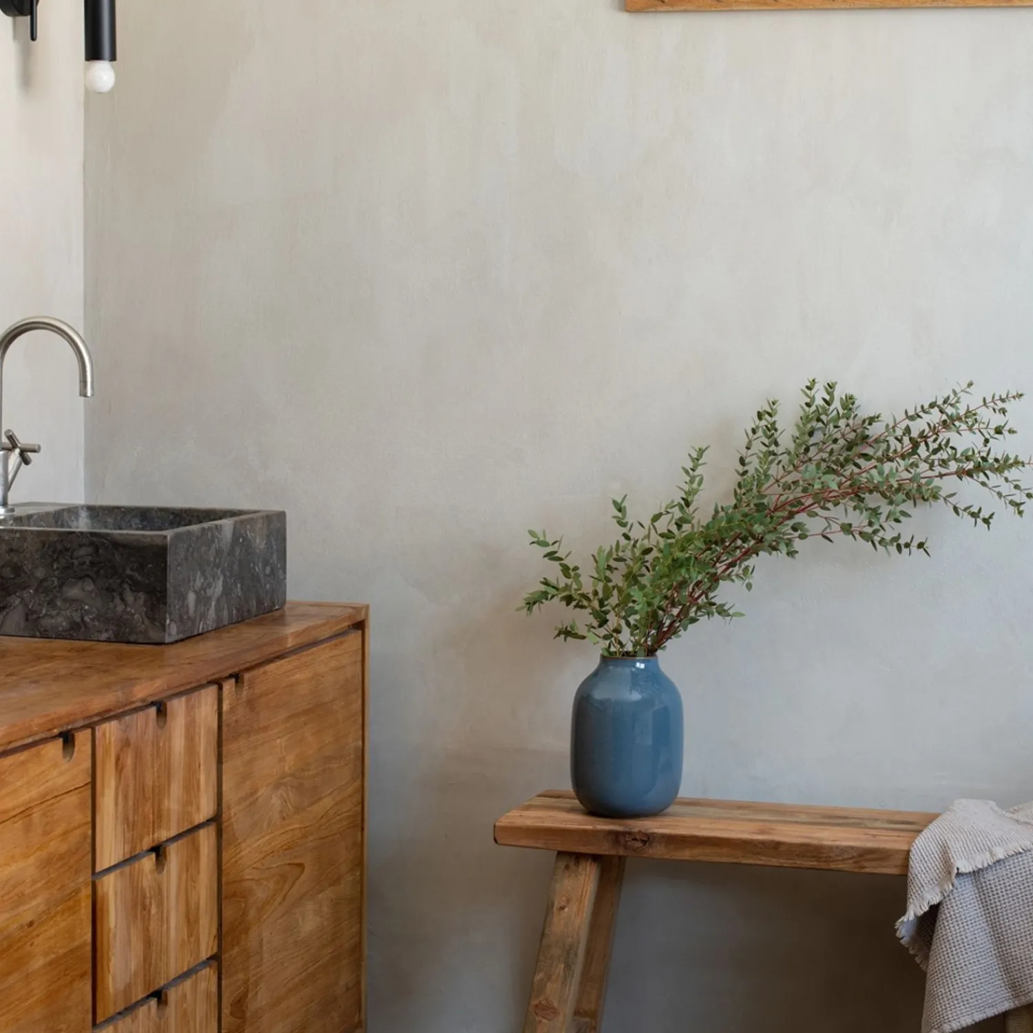 like. by Villeroy & Boch Leuk Vinden. Van Villeroy & Boch Vaas Nek Bleu Uni Groot Lave Home