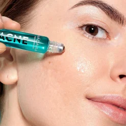 MÁDARA Madara Acne Acute Spot-Roller
