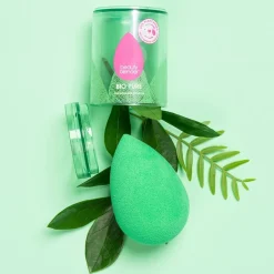 The original beautyblender Beautyblender Bio Pure