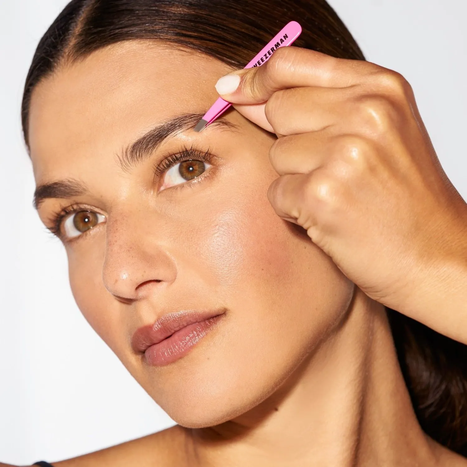 Tweezerman Mini Slant Tweezer Neon Pink
